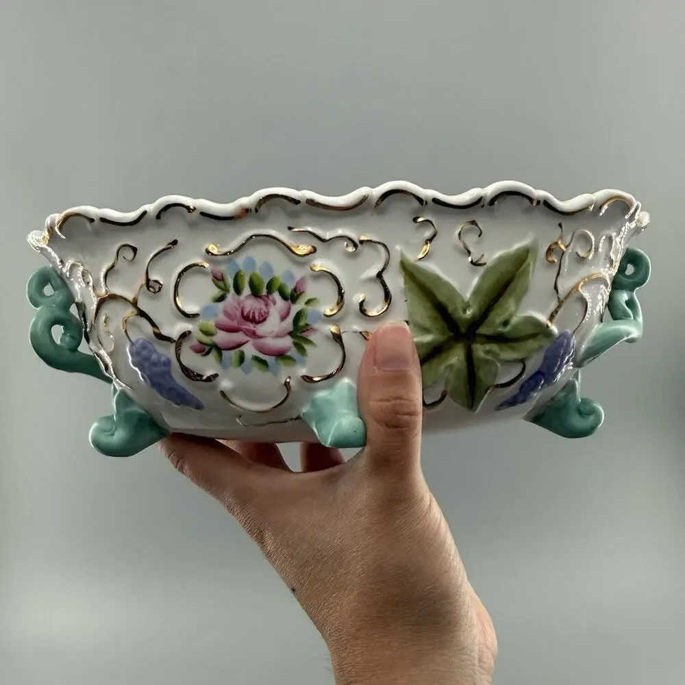 Vintage Westland Japan Floral Porcelain Trinket Box Gold Ormolu Footed Case